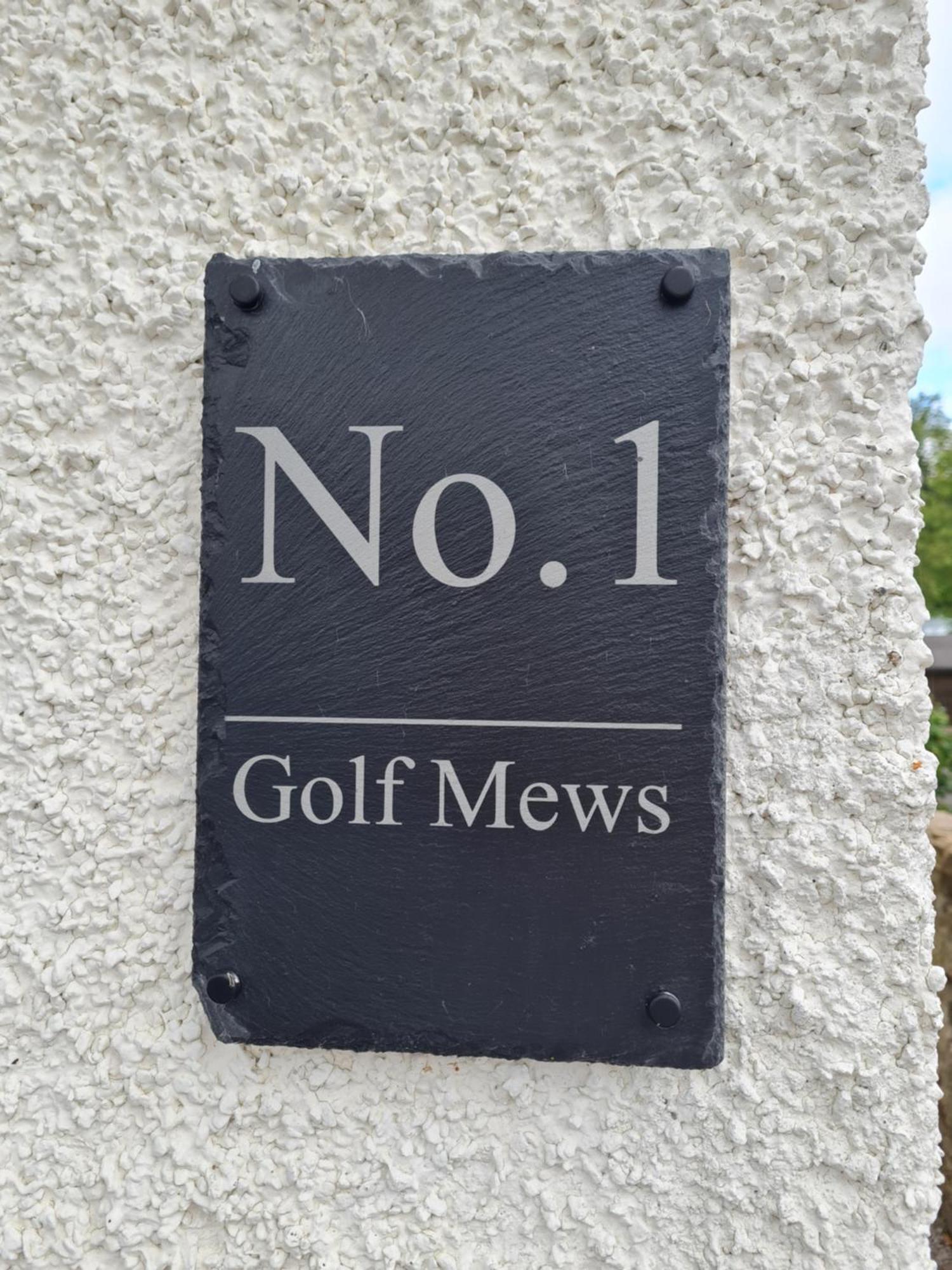 1 Golf Mews Apartment Ballater Exterior photo